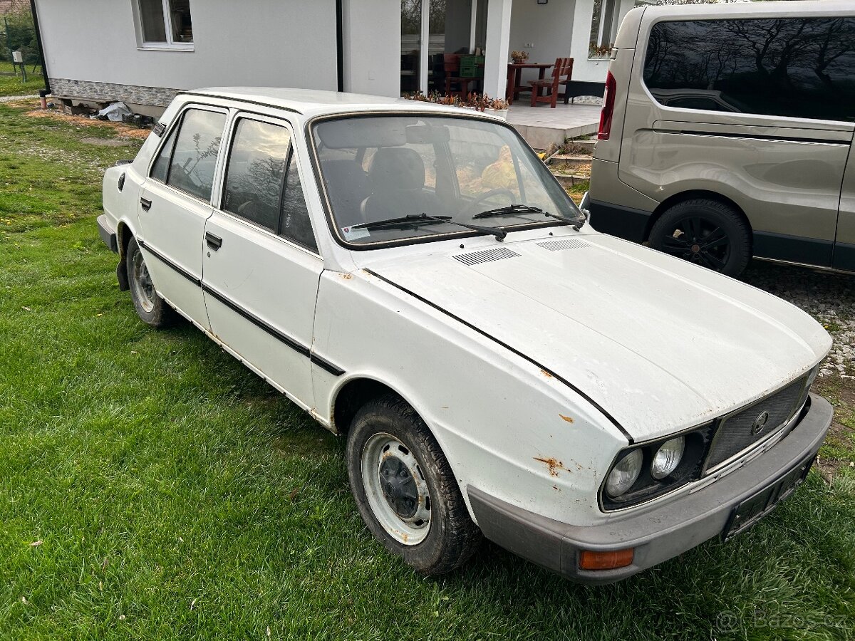 Skoda 105GL