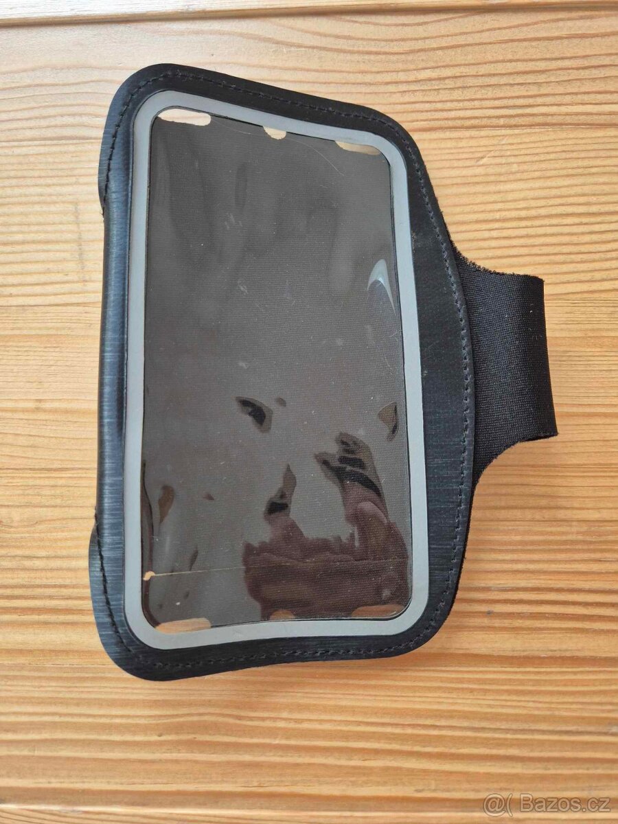 Držák na mobil na sport