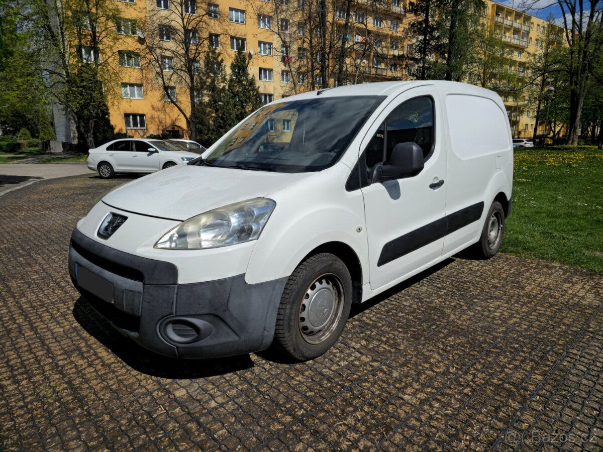 Vymenim Peugeot partner 1.6hdi STK 7/26