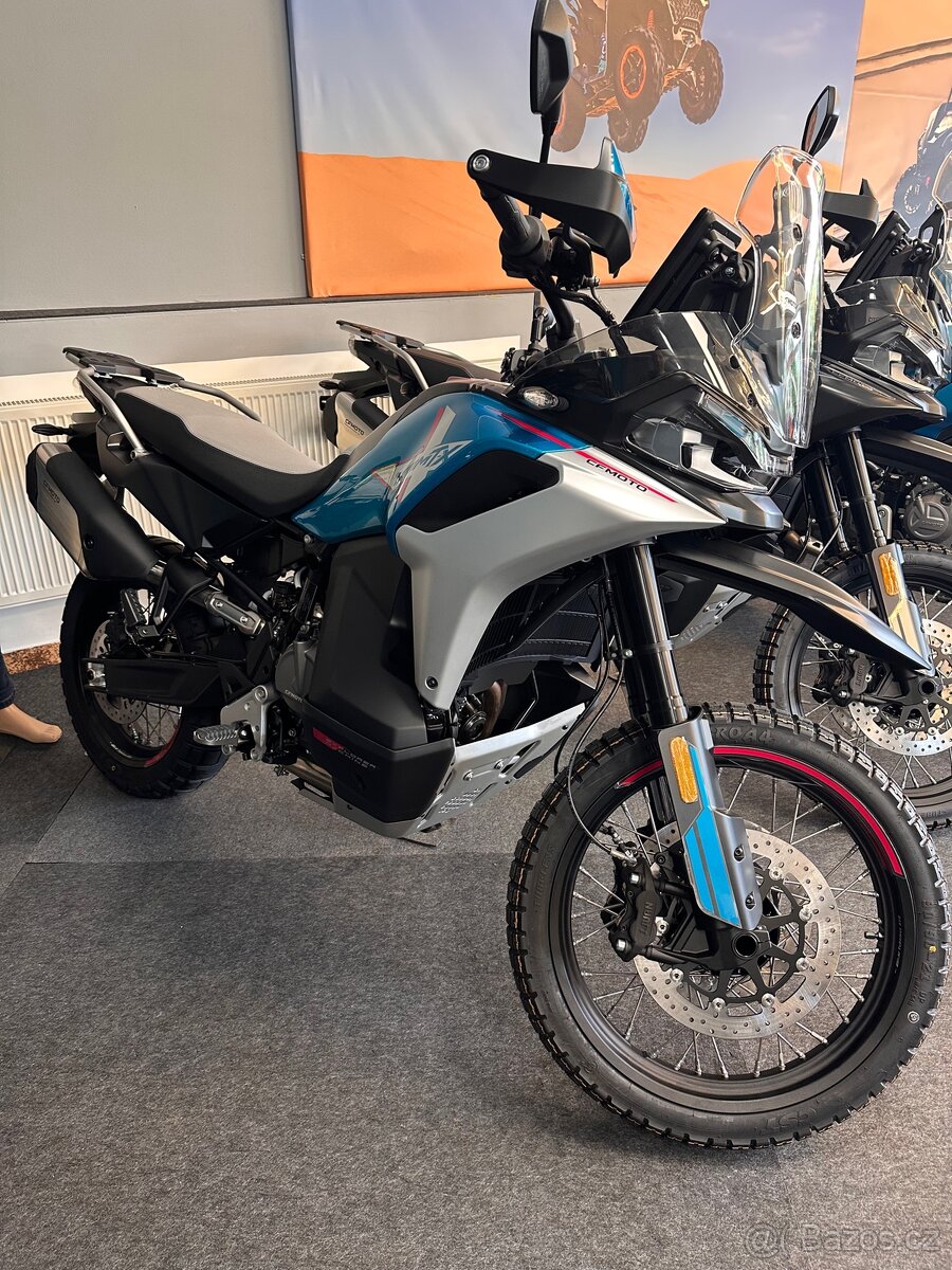 CFMOTO 800 MT-X Černá/modrá - IHNED K ODBĚRU