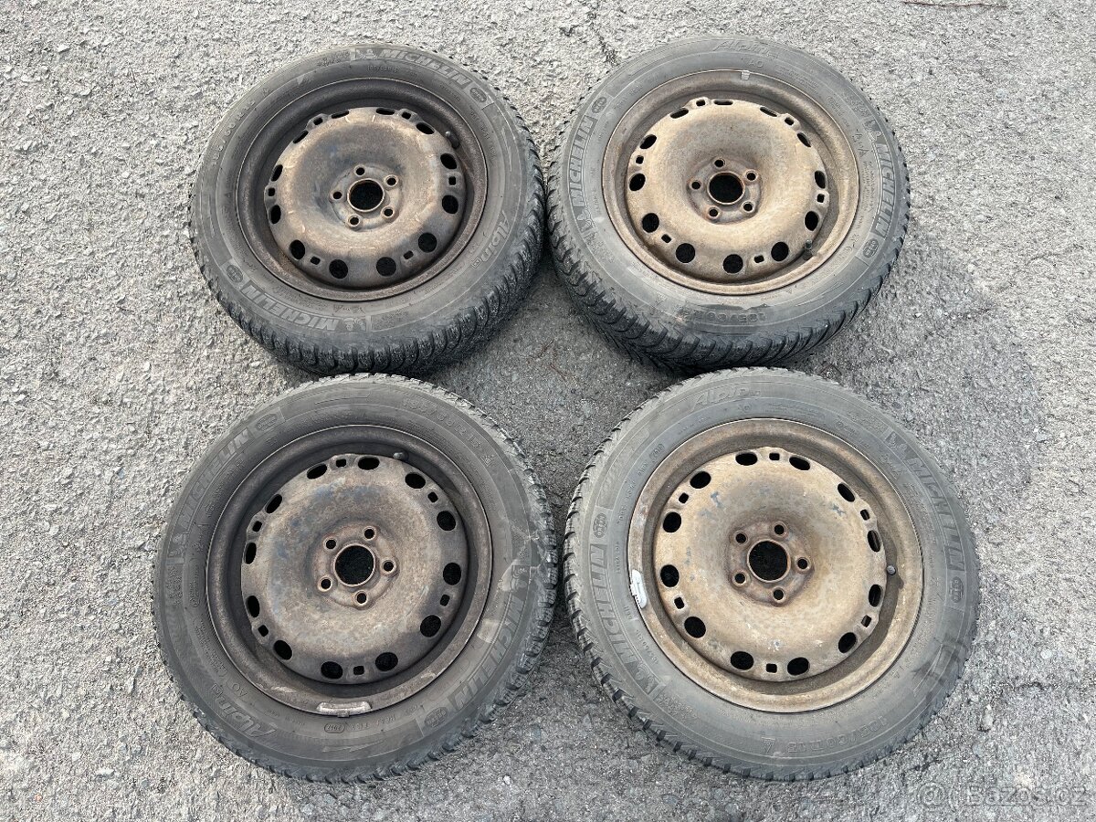 Sada ocelových disků + zimní pneu Michelin 185/60/15