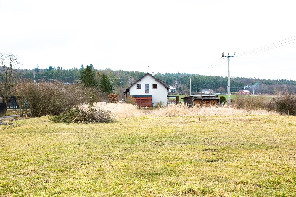 Prodej stavebního pozemku 673 m2 blízko Plzně