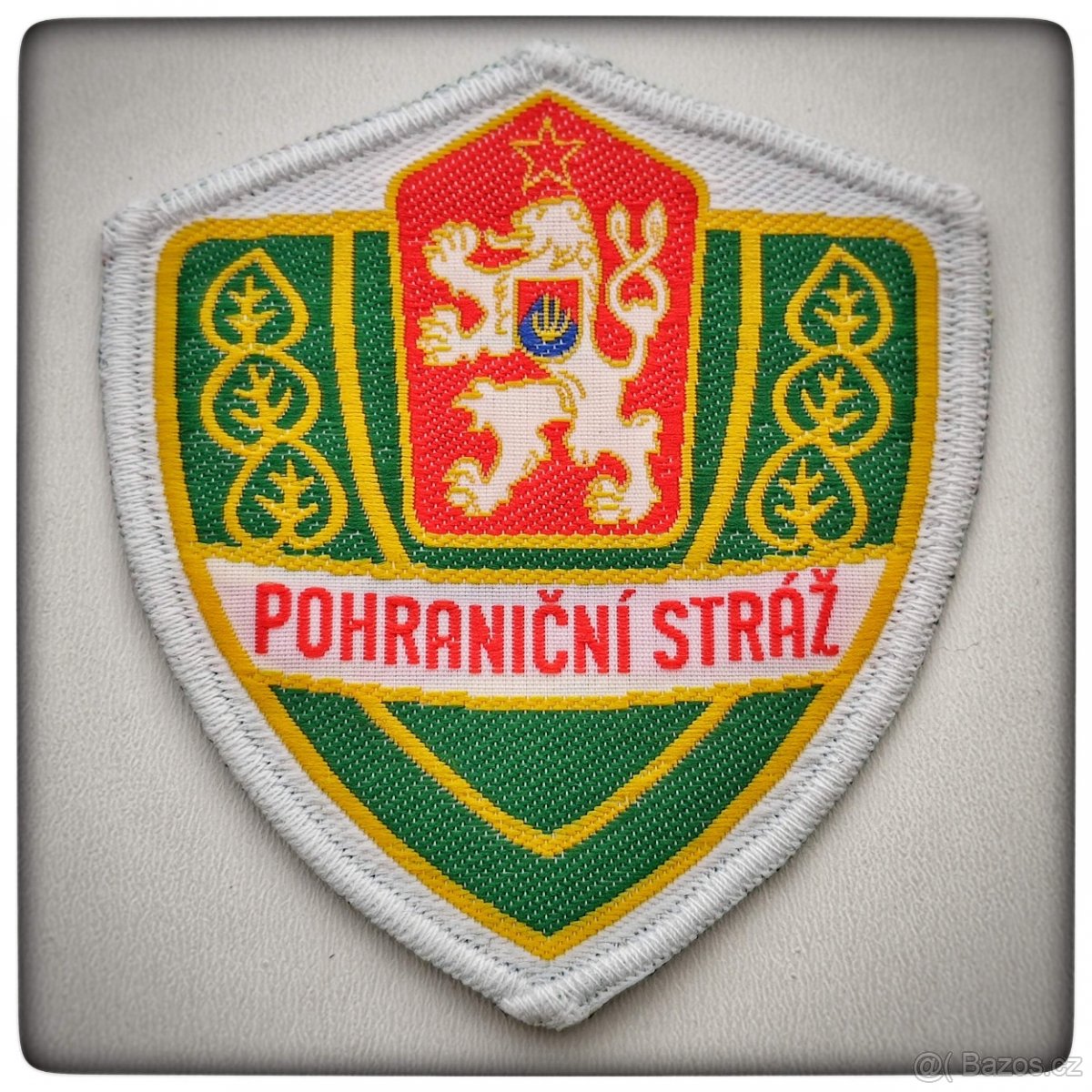 Rukávová nášivka Pohraniční stráže ČSSR bílá