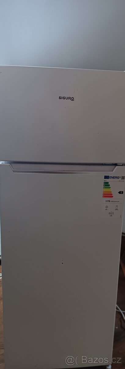 Lednice Siguro TF-J140W