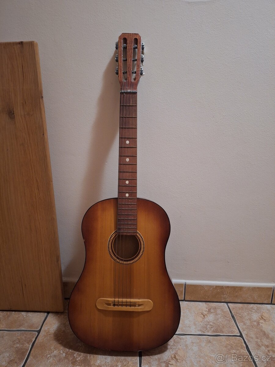 Retro kytara