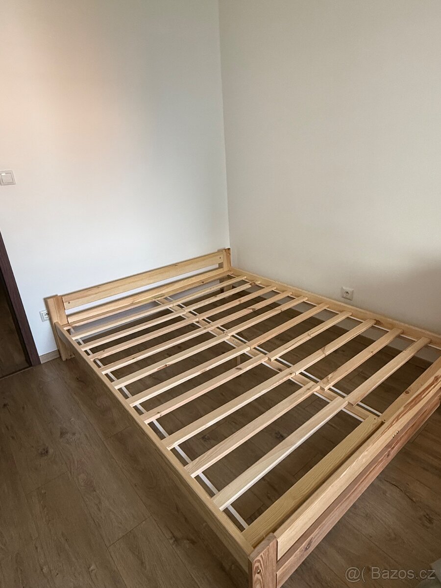 Prodám postel 160x200 cm