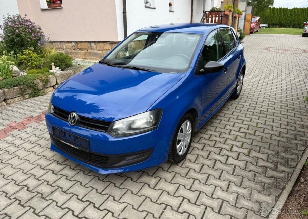 Volkswagen Polo 1,2i Pravidelný servis , klima benzín