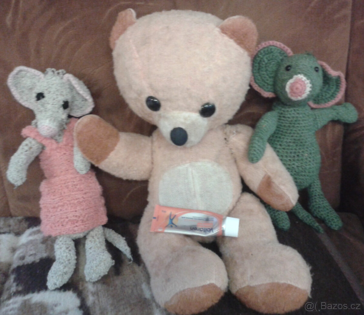 Starý plyšový medvěd