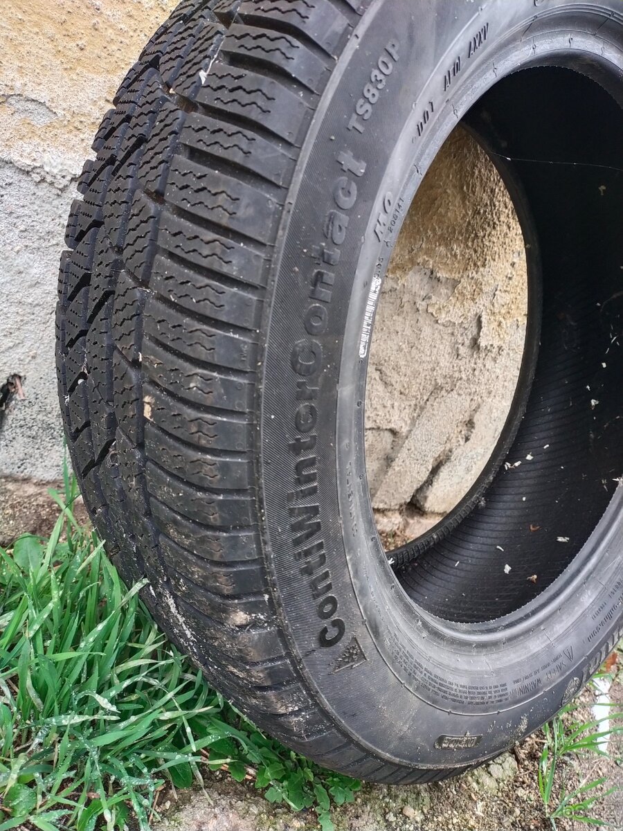 Prodám zimní pneu 205/55/16 se vzorkem 4,5 mm az 6,5 mm.