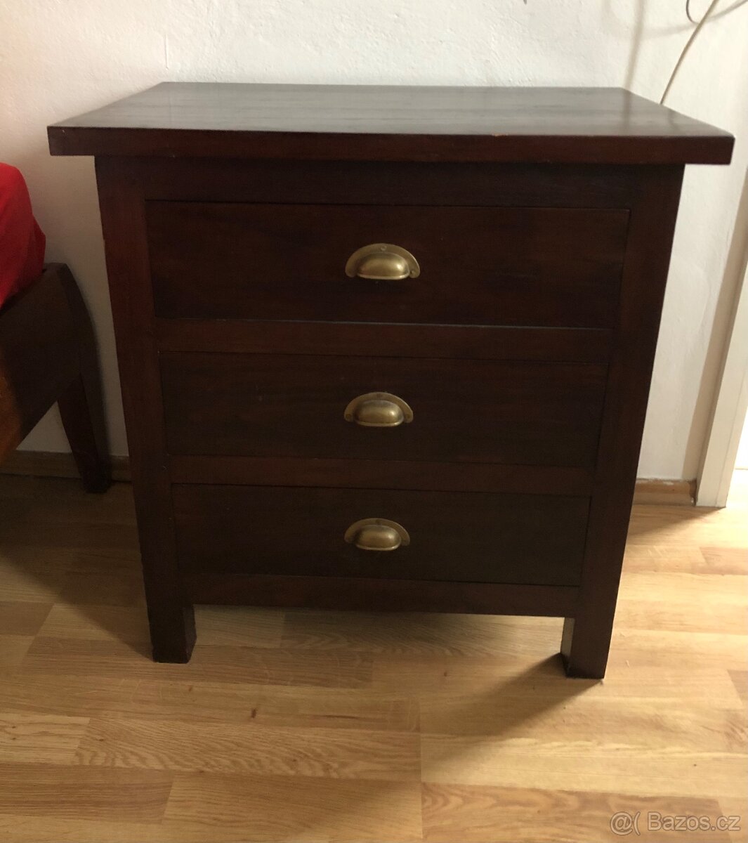 Komoda/stolek z masivu, teak