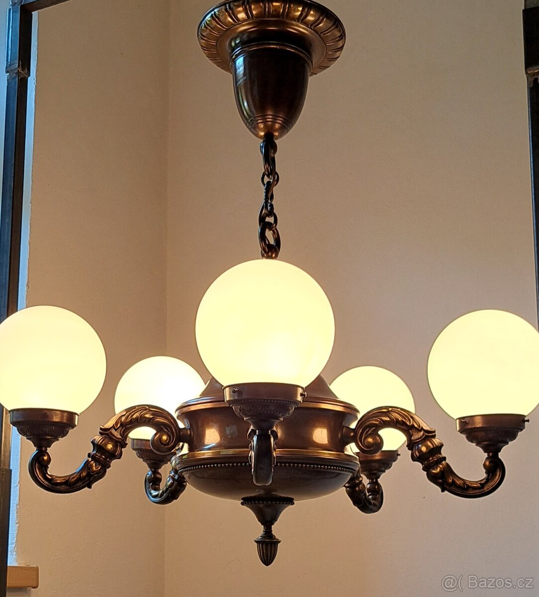 Starožitný velký mosazný lustr, r.v.1920, osvětlení