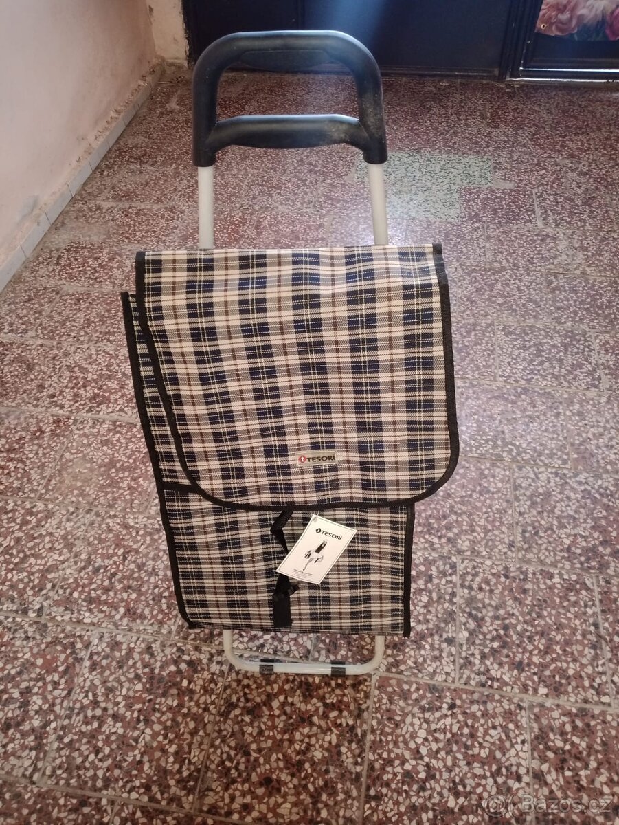 Nákupní taška na kolečkách
