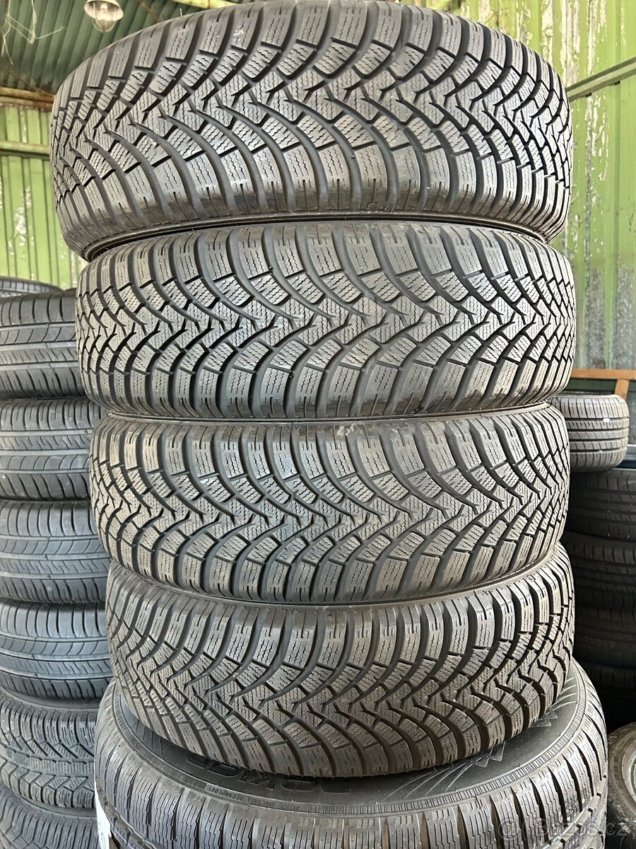 205/65/16 zánovní zimní sada