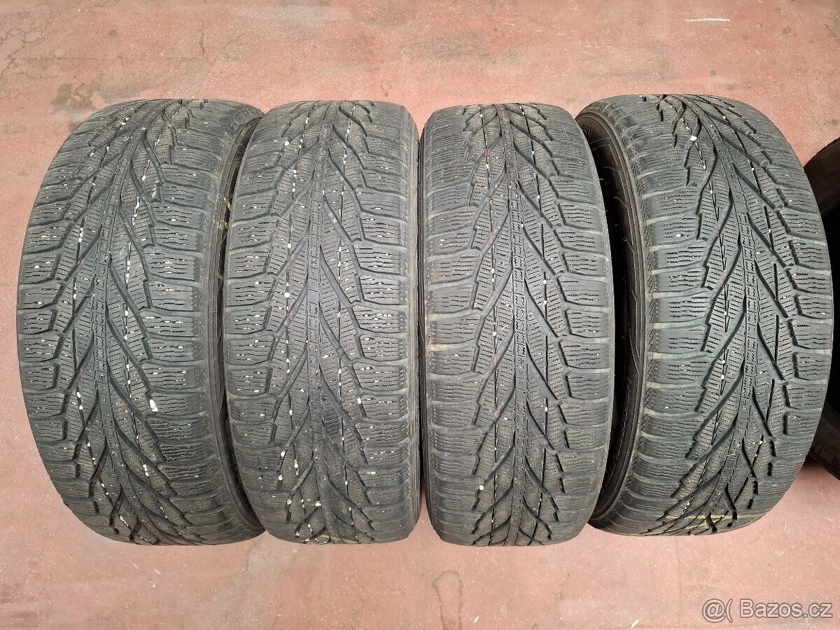 235/55/19 Nokian Zimní 7 mm