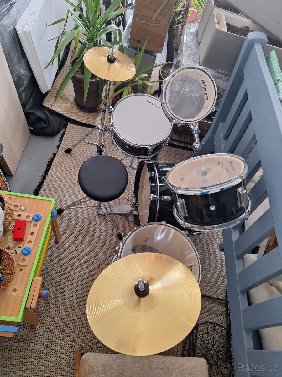 Dětská bicí souprava