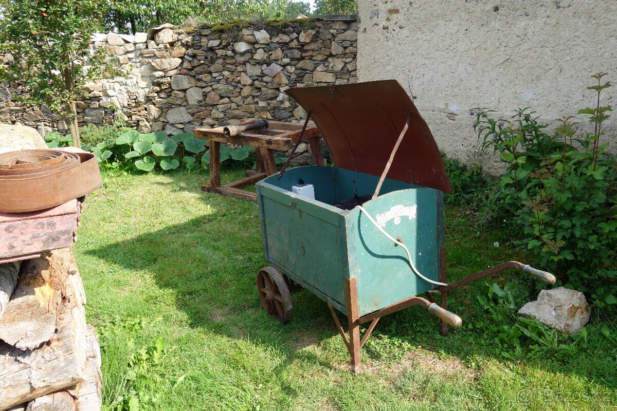 Stabilní elektromotor s cirkulárkou