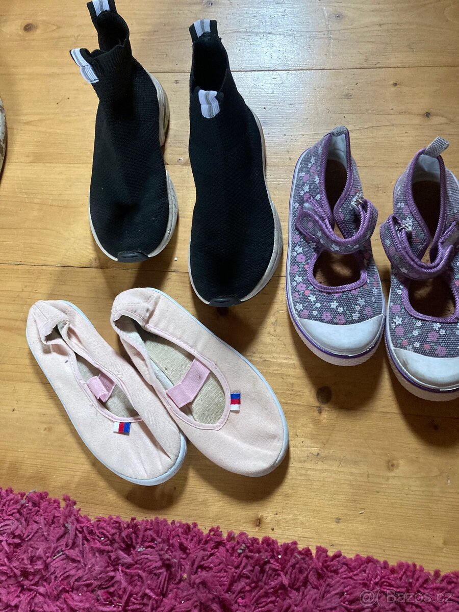 Dívčí boty vel.35