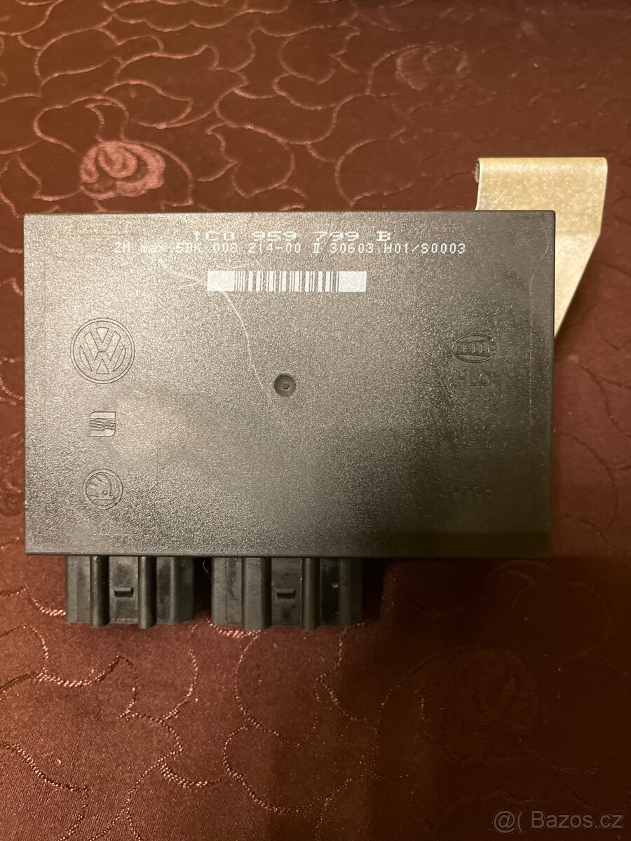 Jednotka centrálního zamykání 1C0959799B