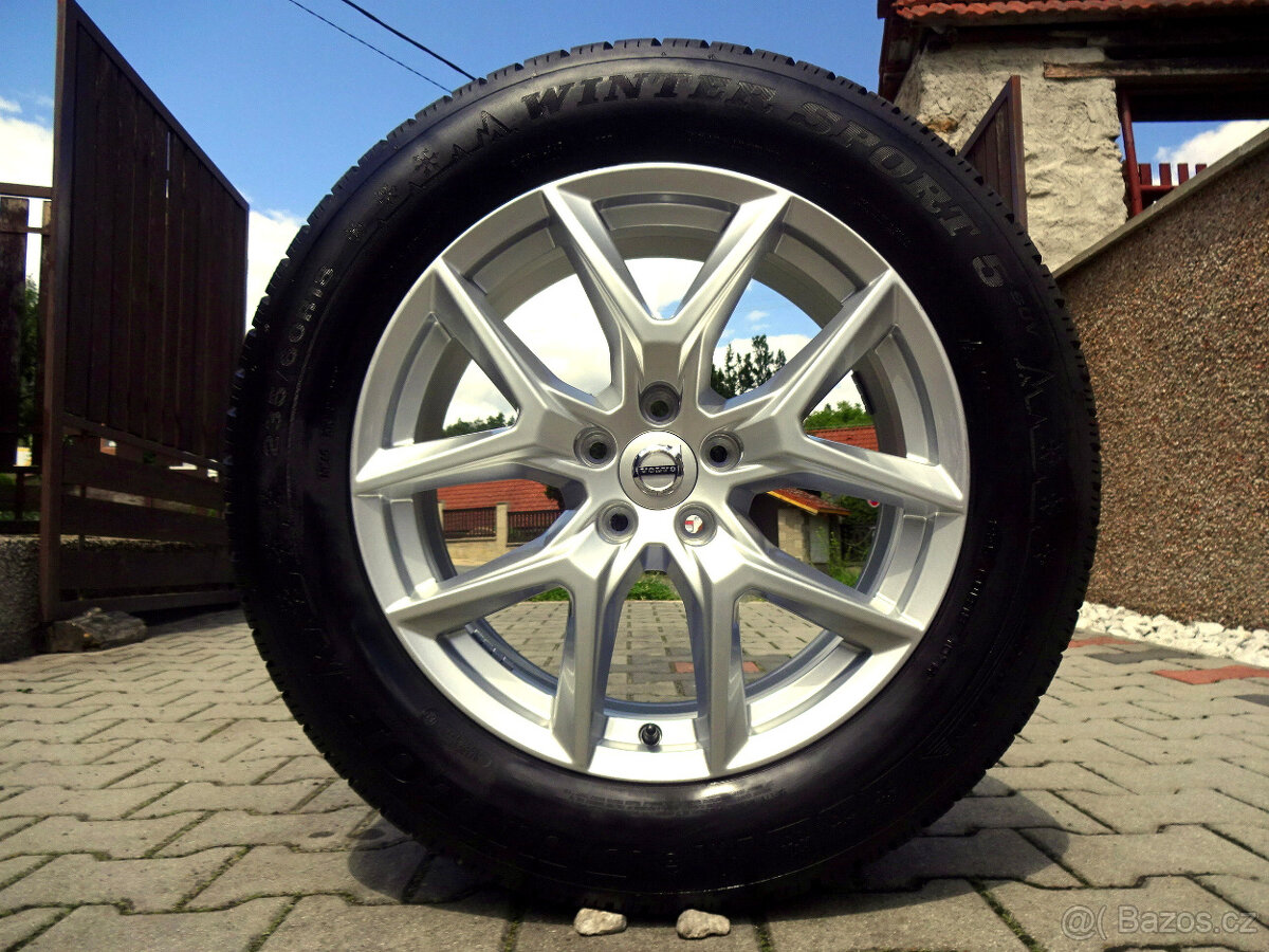 ZIMNÍ ORIGINÁL VOLVO 18" pneu 235/60R18 Dunlop