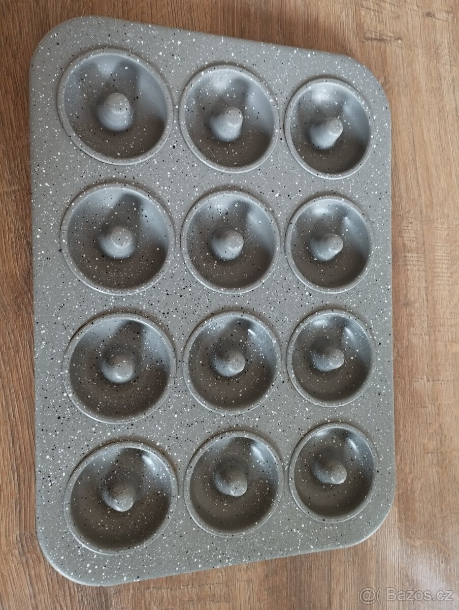 Forma na pečení donutů v troubě