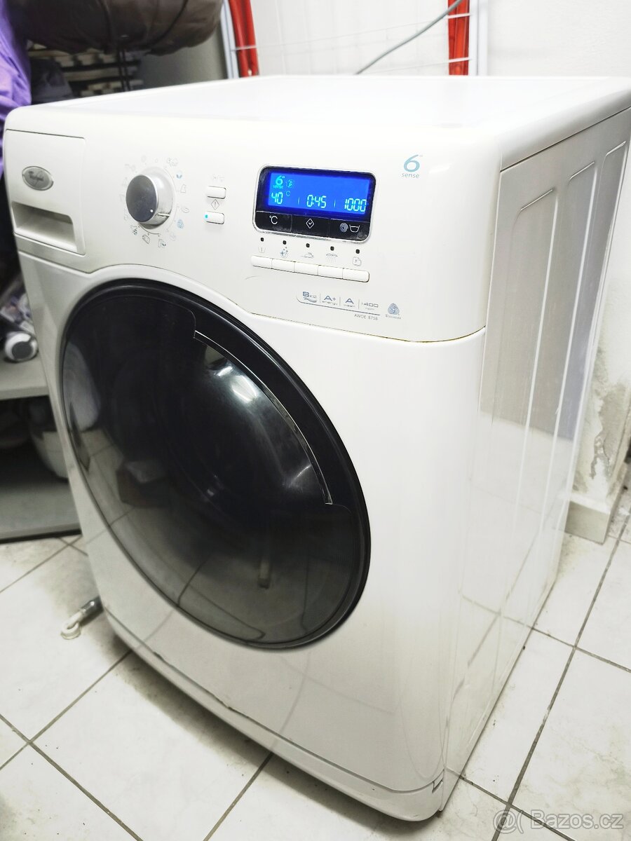 Pračka Whirlpool 6sense