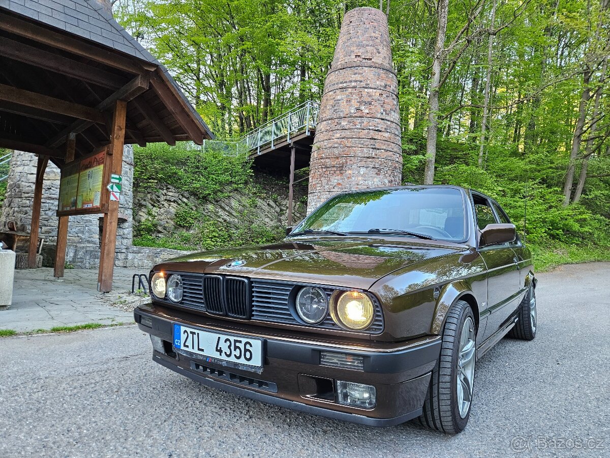 BMW E30 318is Coupé 1990