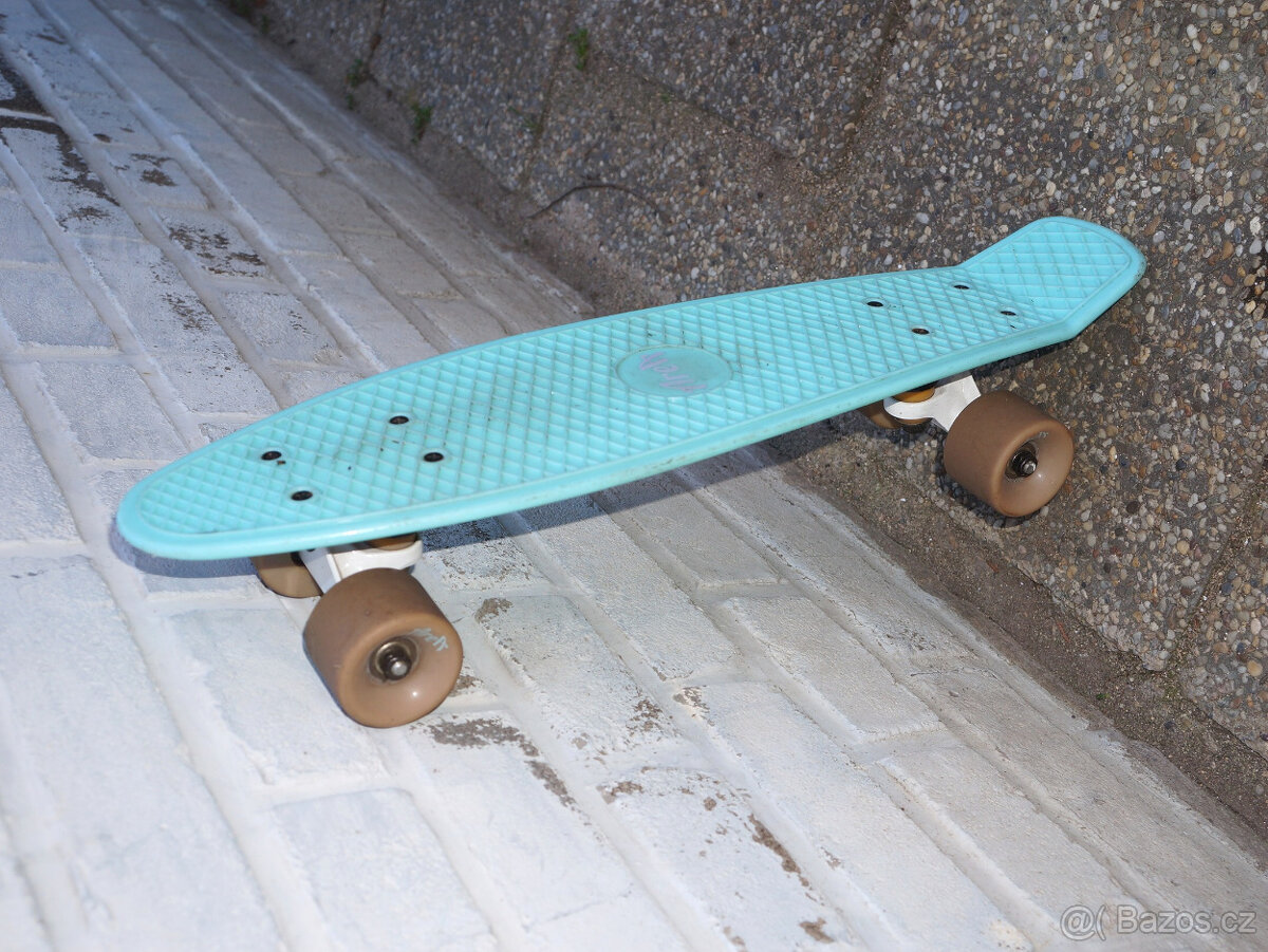Nový skateboard Penyboard bezvadný stav, neježděný, jen vyzk