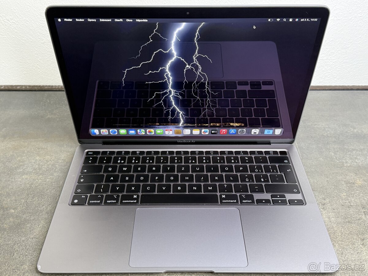 MacBook Air 13'' 2020 M1 / 8GB / 256GB SSD / Space Gray -