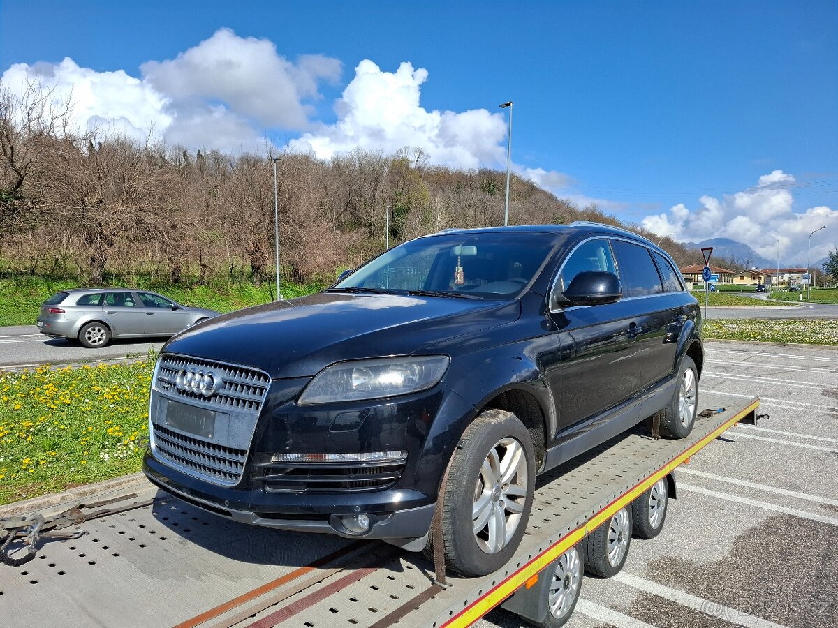 Audi Q7 3.0TDI 176KW automat R.V.2008