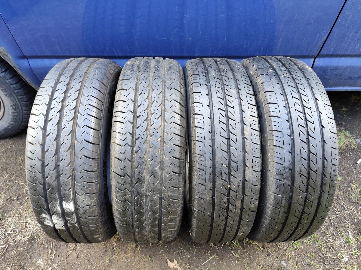 Letní pneu 205/65/16 C