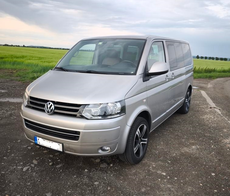 VW Multivan Highline T5.1 - 4Mot Automat - 132kW