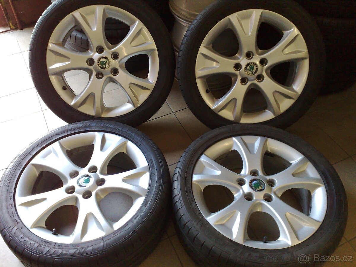 alu kola 5x112 r17 original skoda 225/45/17
