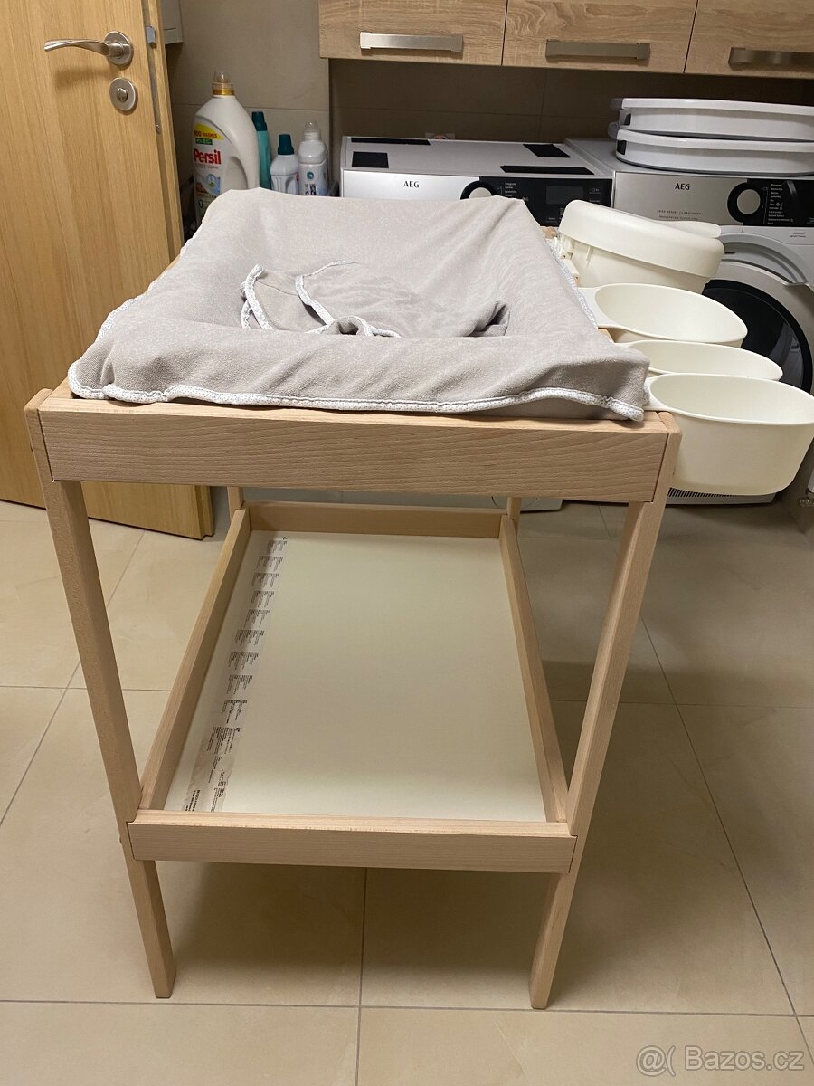 Ikea Sniglar přebalovací pult