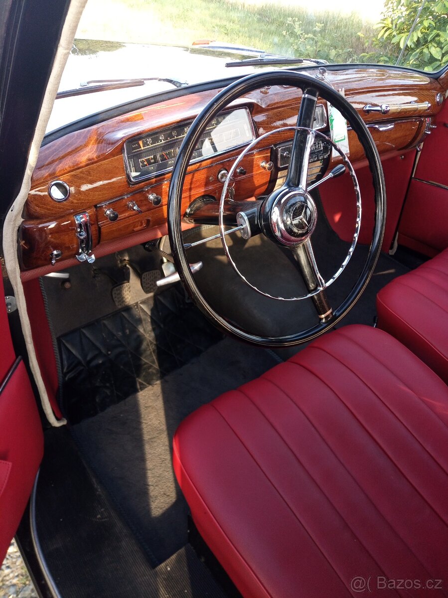 Mercedes ponton 220 SE