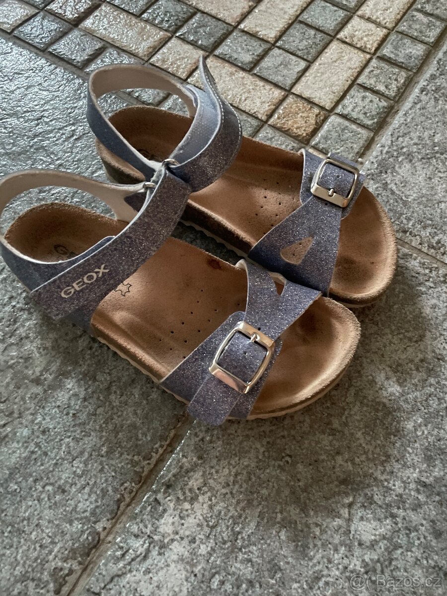 Sandaly GEOX