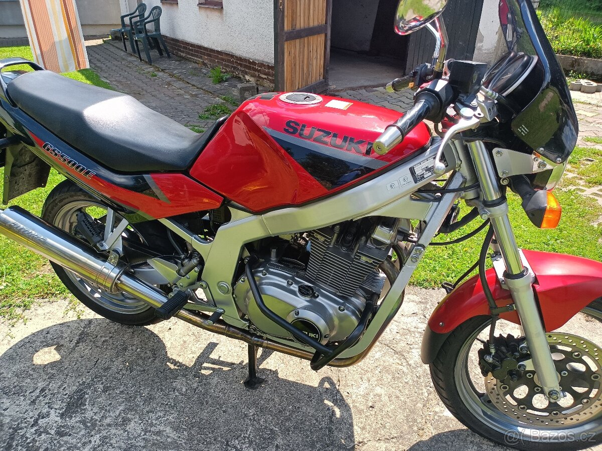suzuki GS500 e