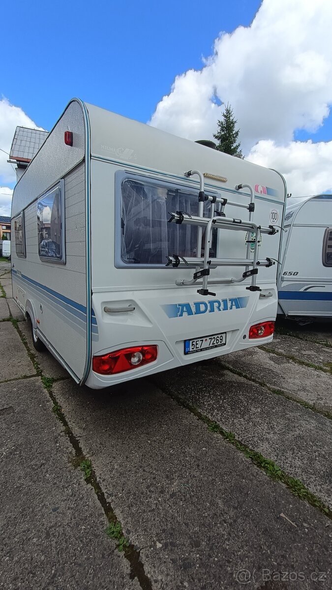 Adria Adora 432 pro 3 - 4 os, SOLÁR, podlahové topení, stan