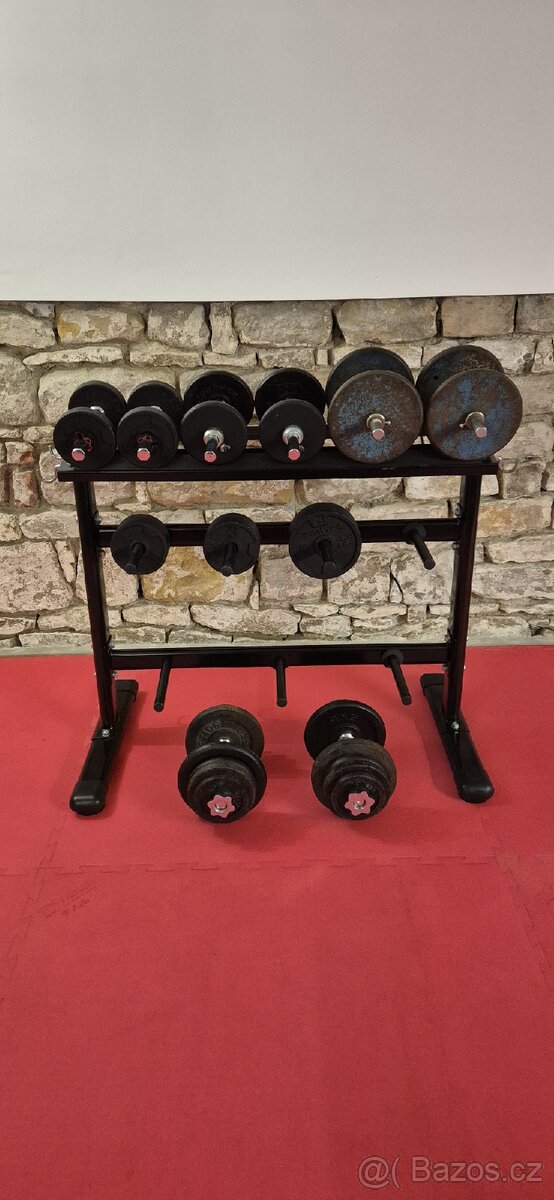 Odkládací stojan na činky