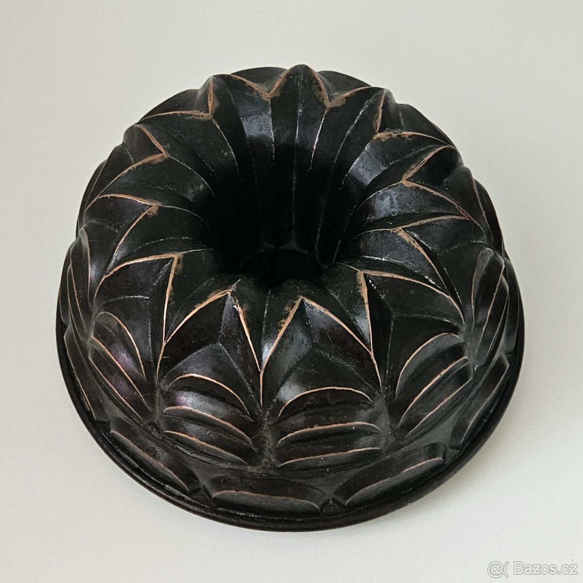 STAROŽITNÁ MĚDĚNÁ BÁBOVKA - BIEDERMEIER