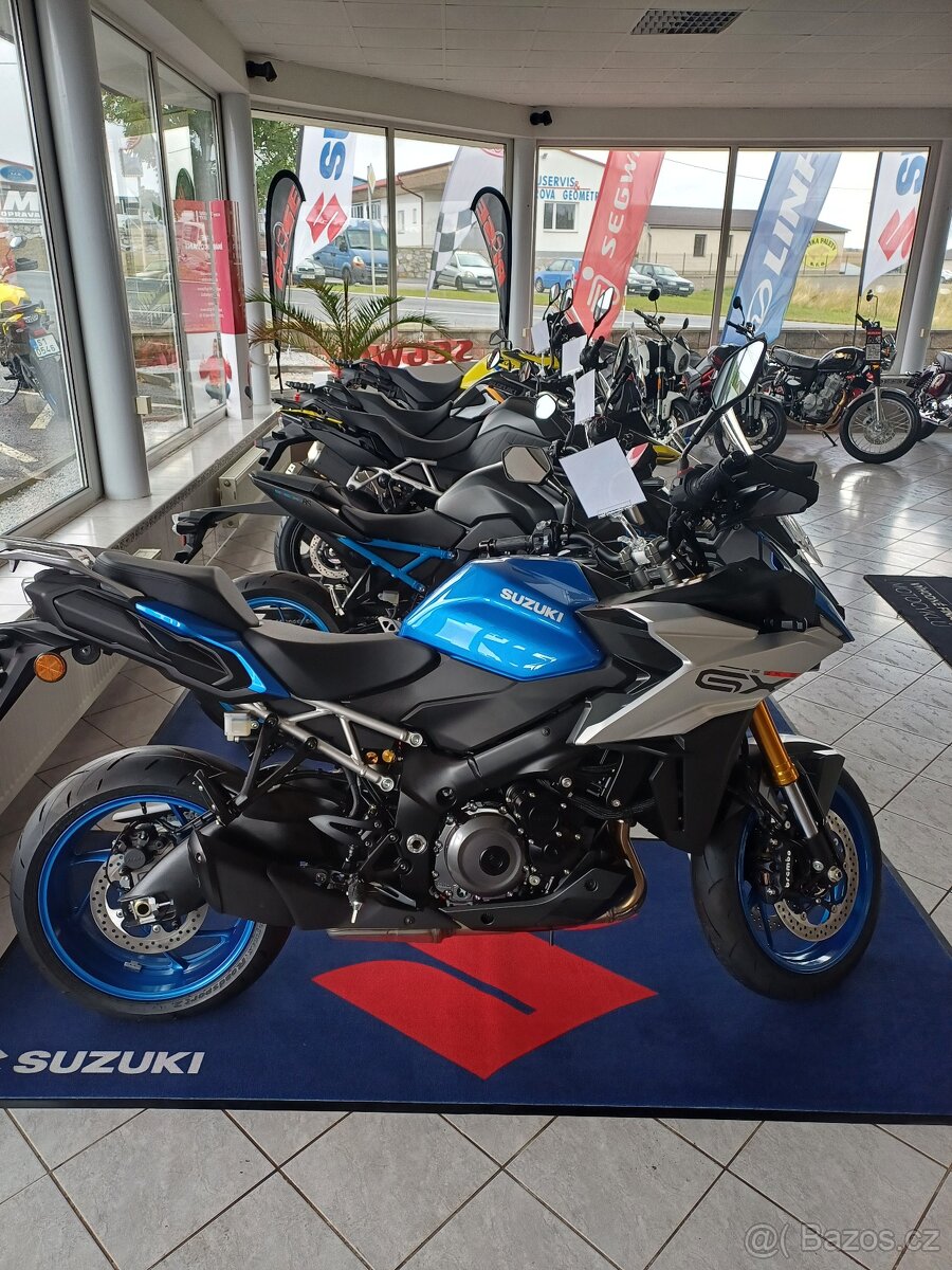 GSX-S 1000 GX - 4 roky záruka