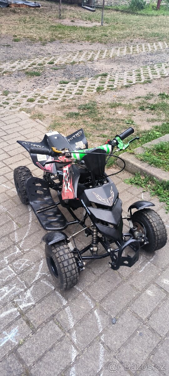 Prodám děckou čtyřkolku