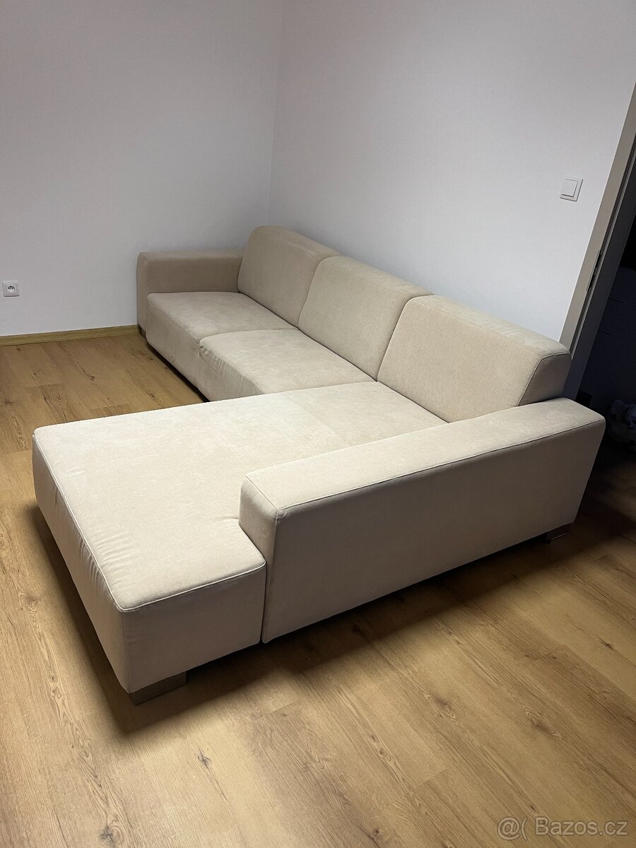 Sedací souprava KASL Bystřice pod Hostýnem slonová kost