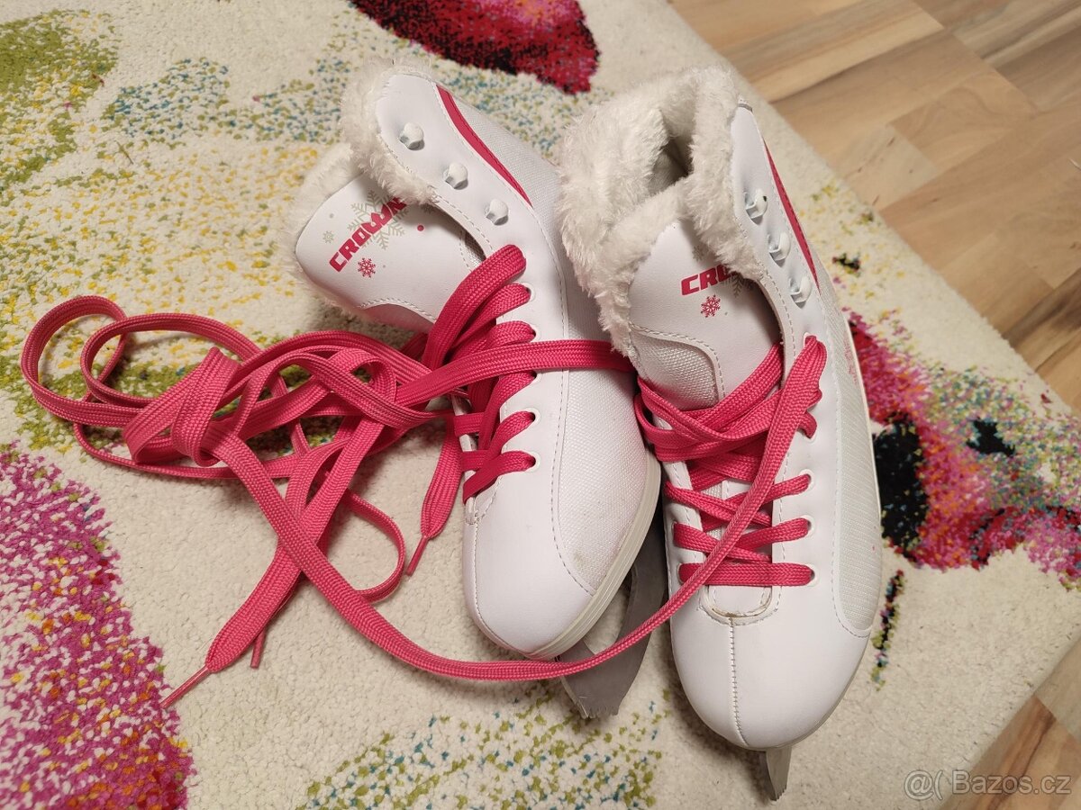 Dívčí lední brusle Crowned GLAMOUR vel.37