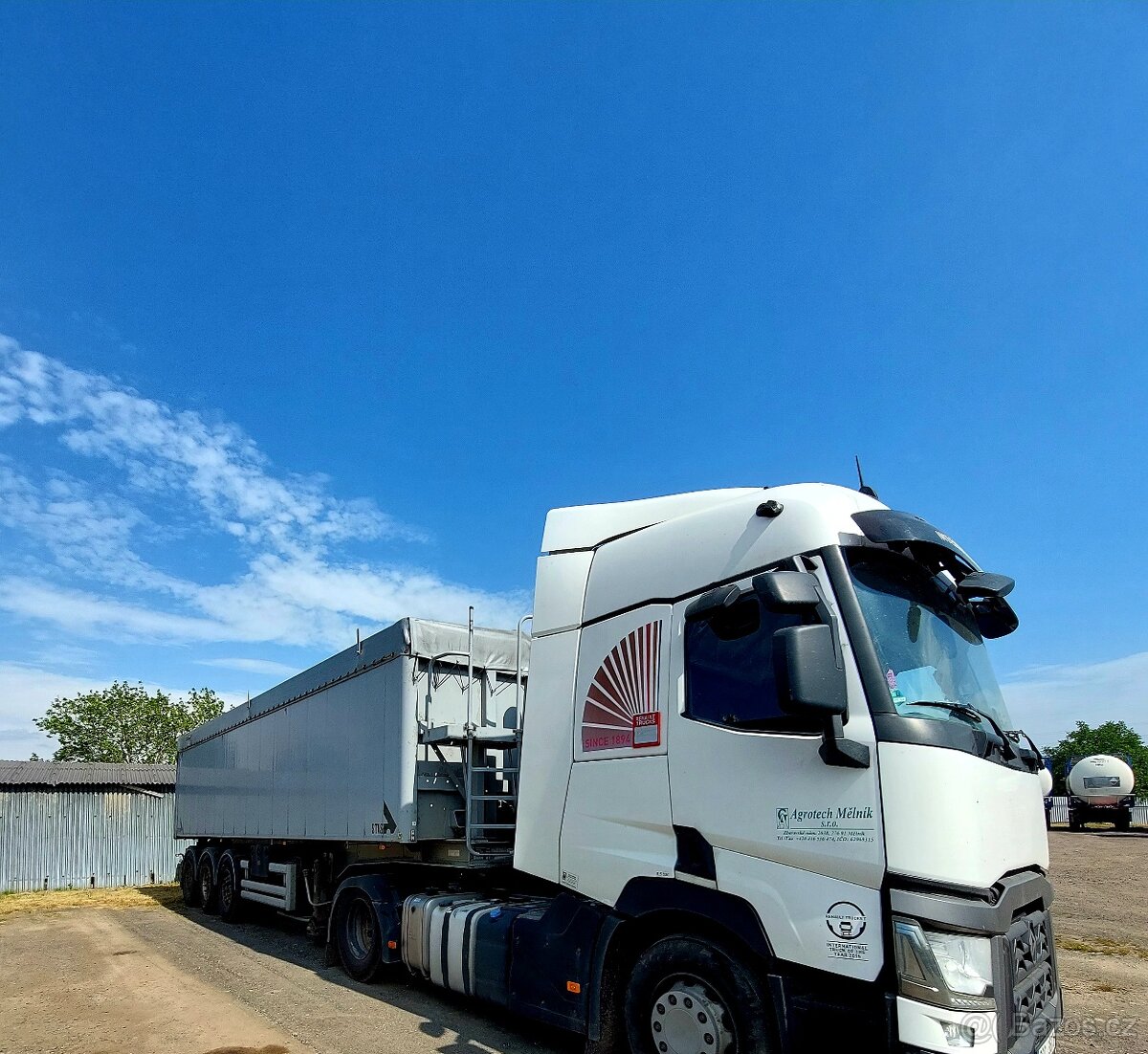 Přijmeme řidiče C+E sklápěcího návěsu