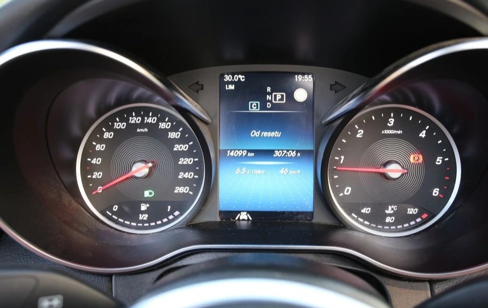 Prodam Mercedes-Benz Třídy C Kabriolet