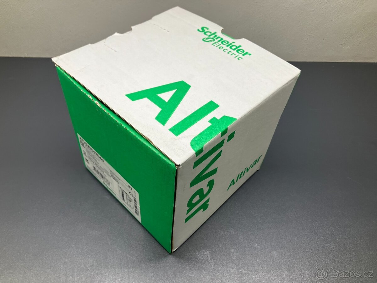 Frekvenční měnič Schneider ATV320U07N4C, 0,75kW, 3x400V