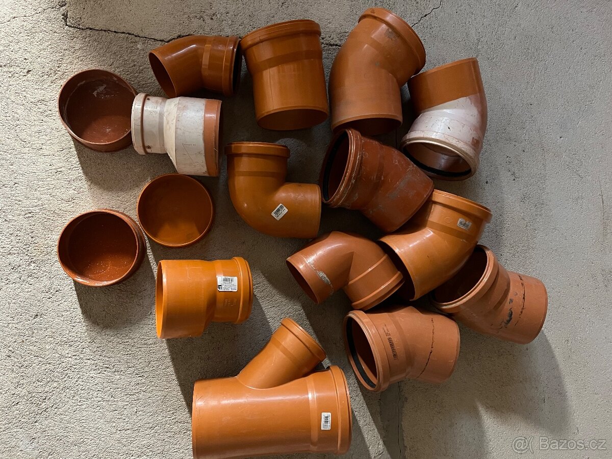 KGB kolena a k tomu zbytky trubek