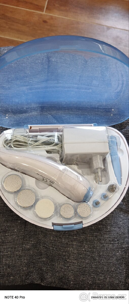 Elektrický strojek na nehty