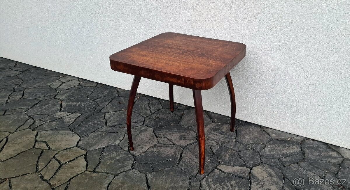 Konferenční stolek Halabala PAVOUK po renovaci