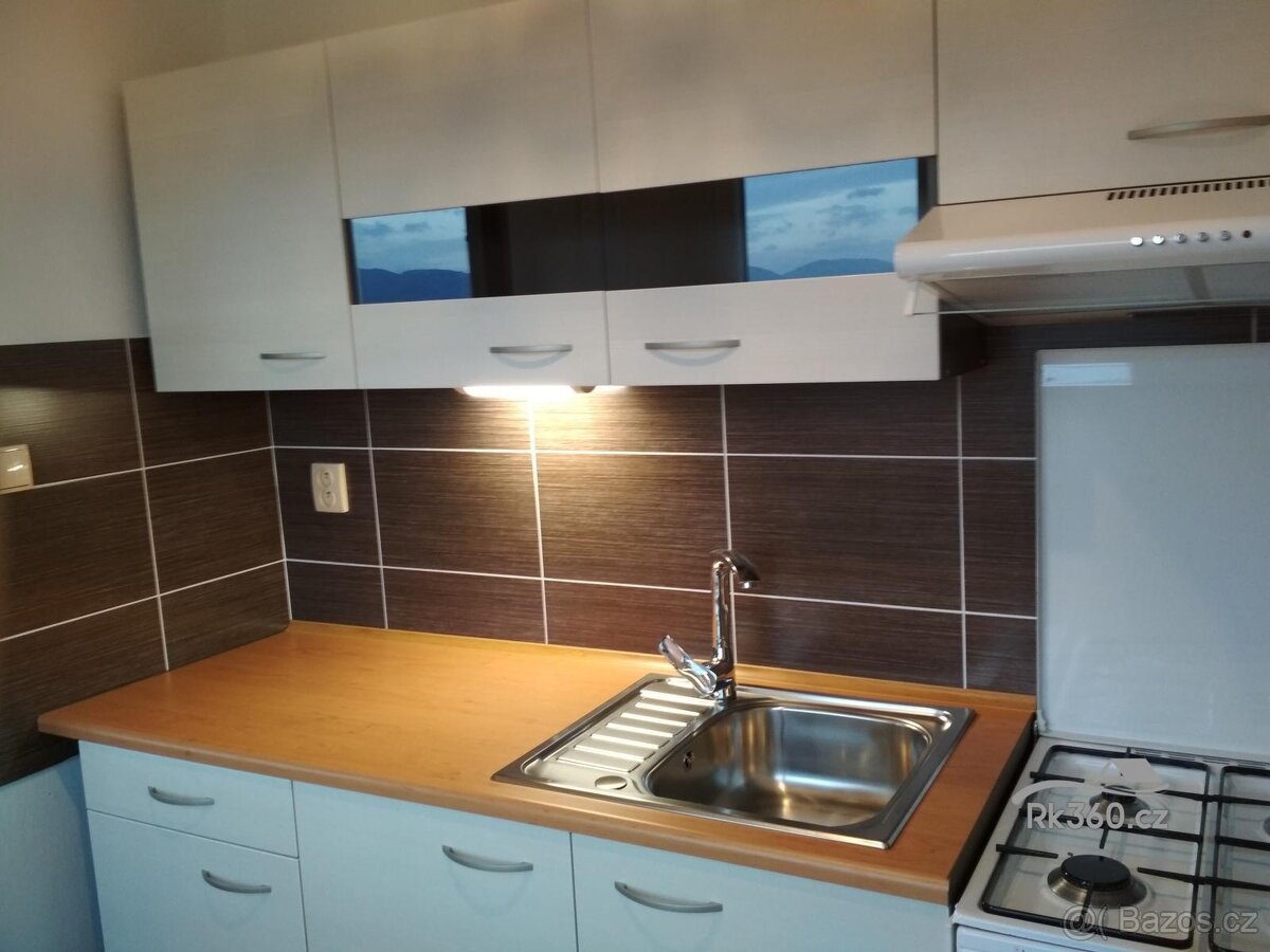 Pronájem bytu 28 m2 - 1+1 - Frýdek-Místek - Bezručova